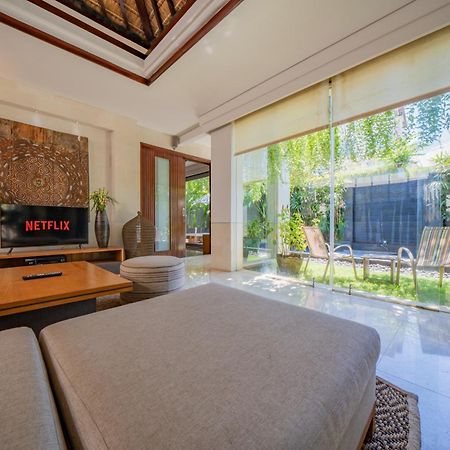 Kedonganan Beach Villas Jimbaran Buitenkant foto