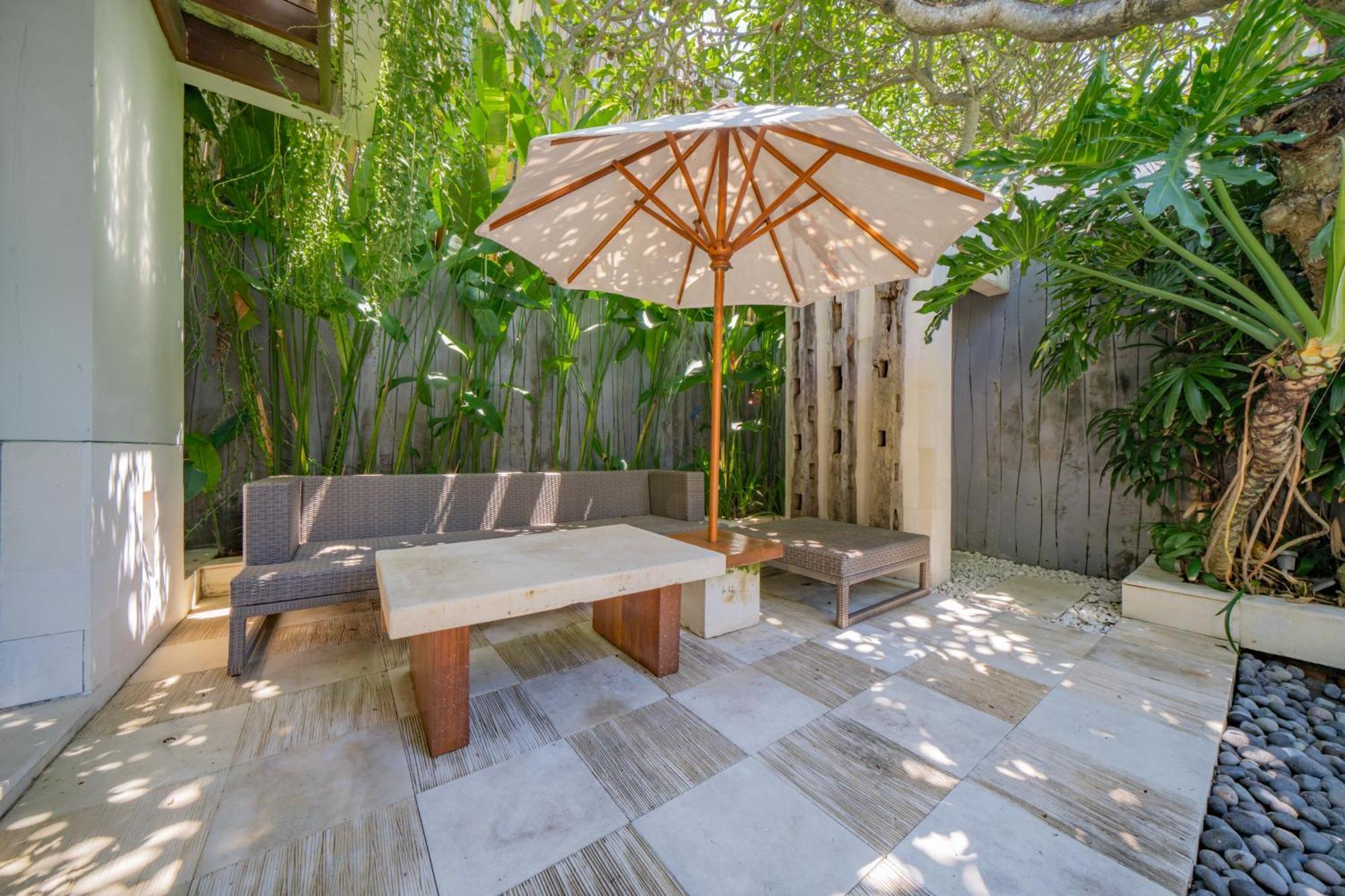 Kedonganan Beach Villas Jimbaran Buitenkant foto