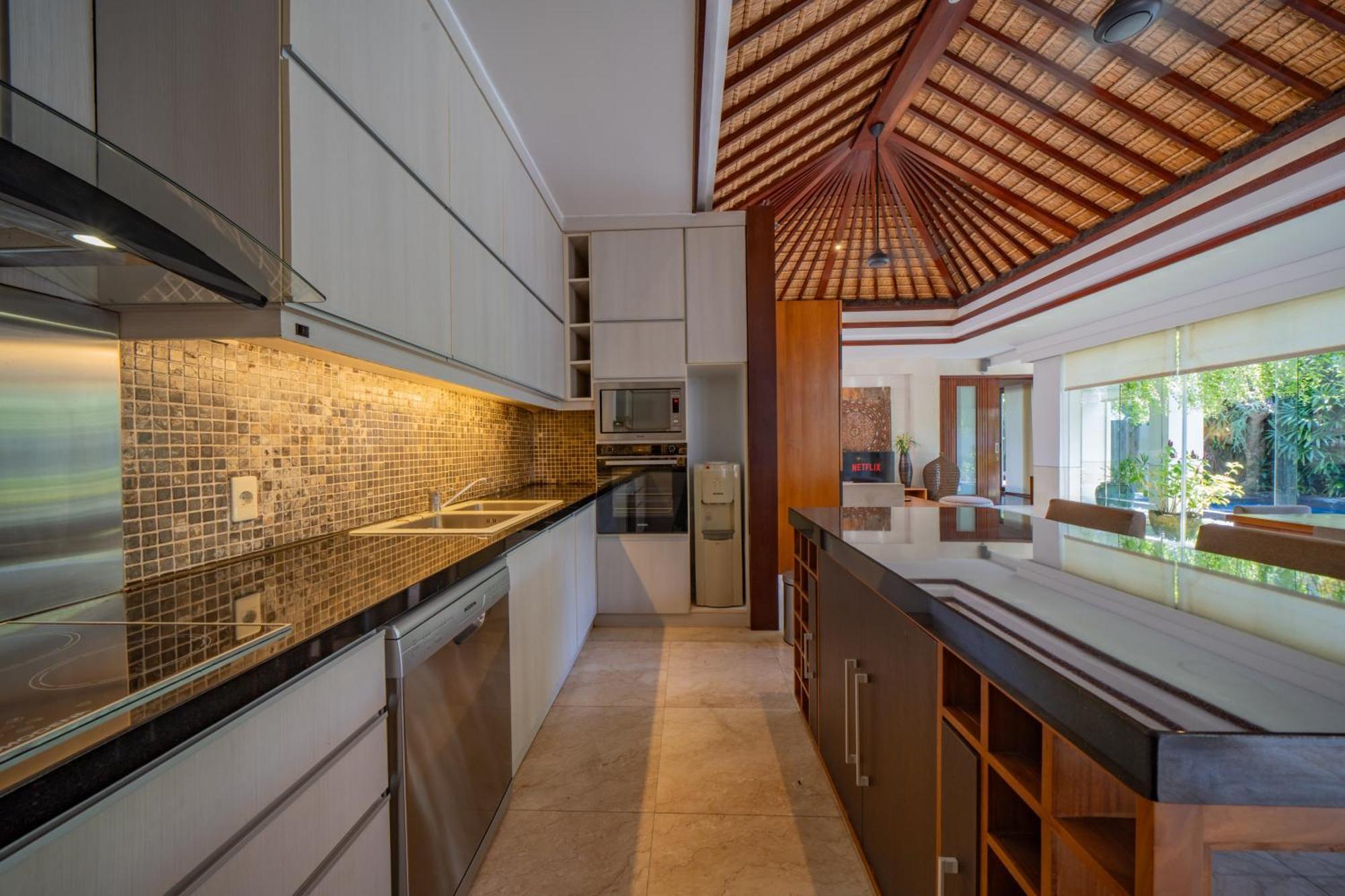 Kedonganan Beach Villas Jimbaran Buitenkant foto