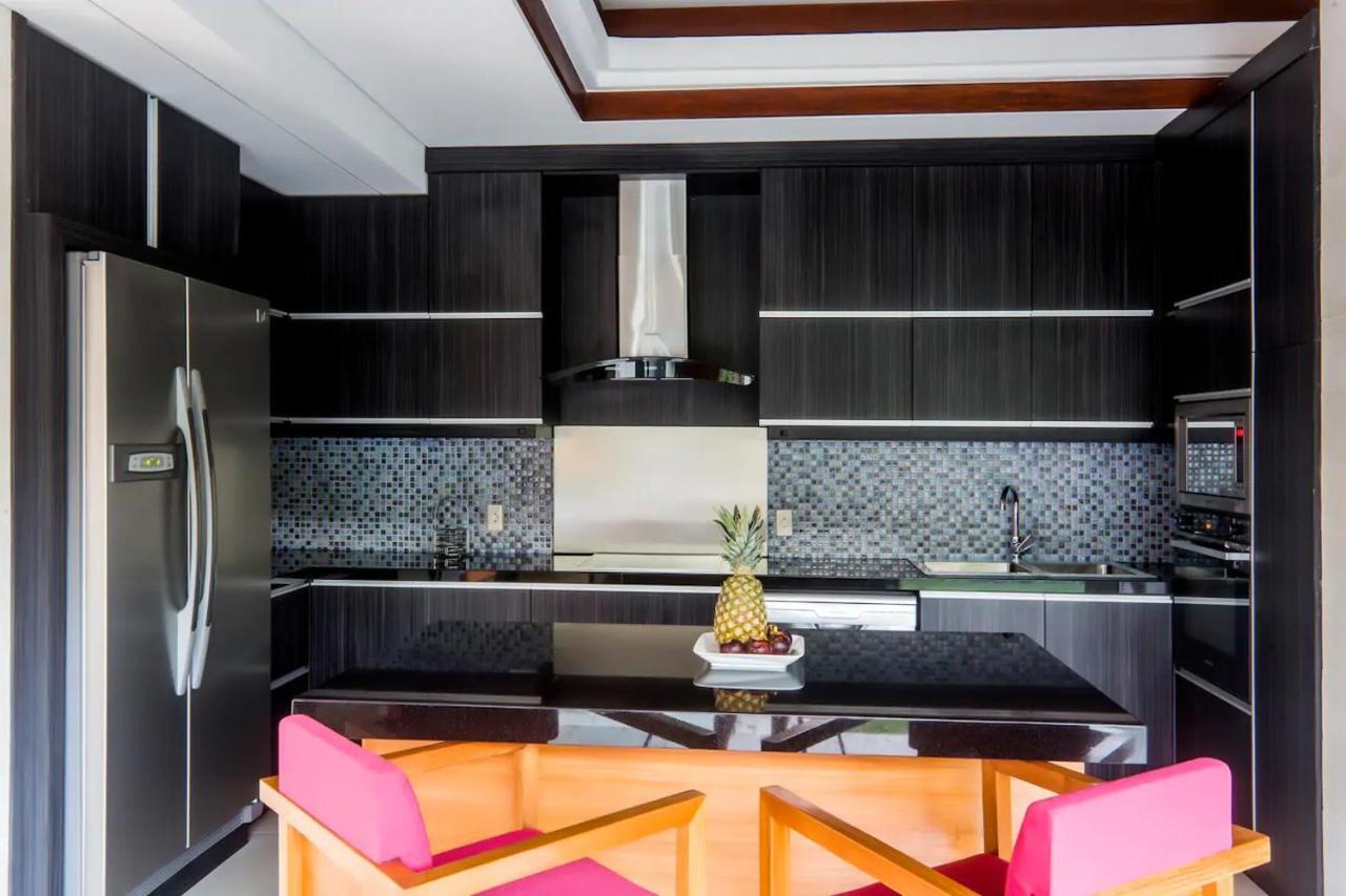 Kedonganan Beach Villas Jimbaran Buitenkant foto